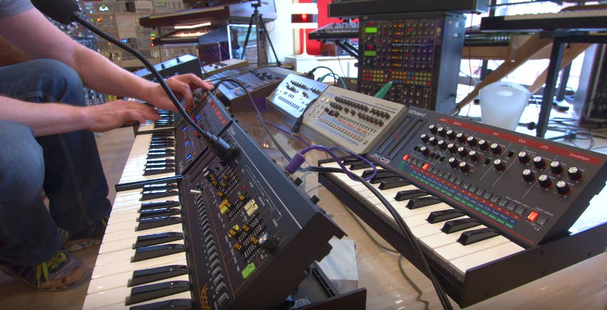 Junkie XL In The Studio With The Roland Boutique Series - Compose With  Little Electronic Music Devices - SYNTH ANATOMY