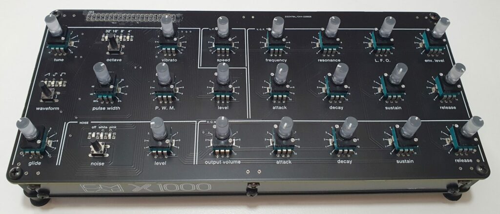 GM Lab X1000 Synthesizer