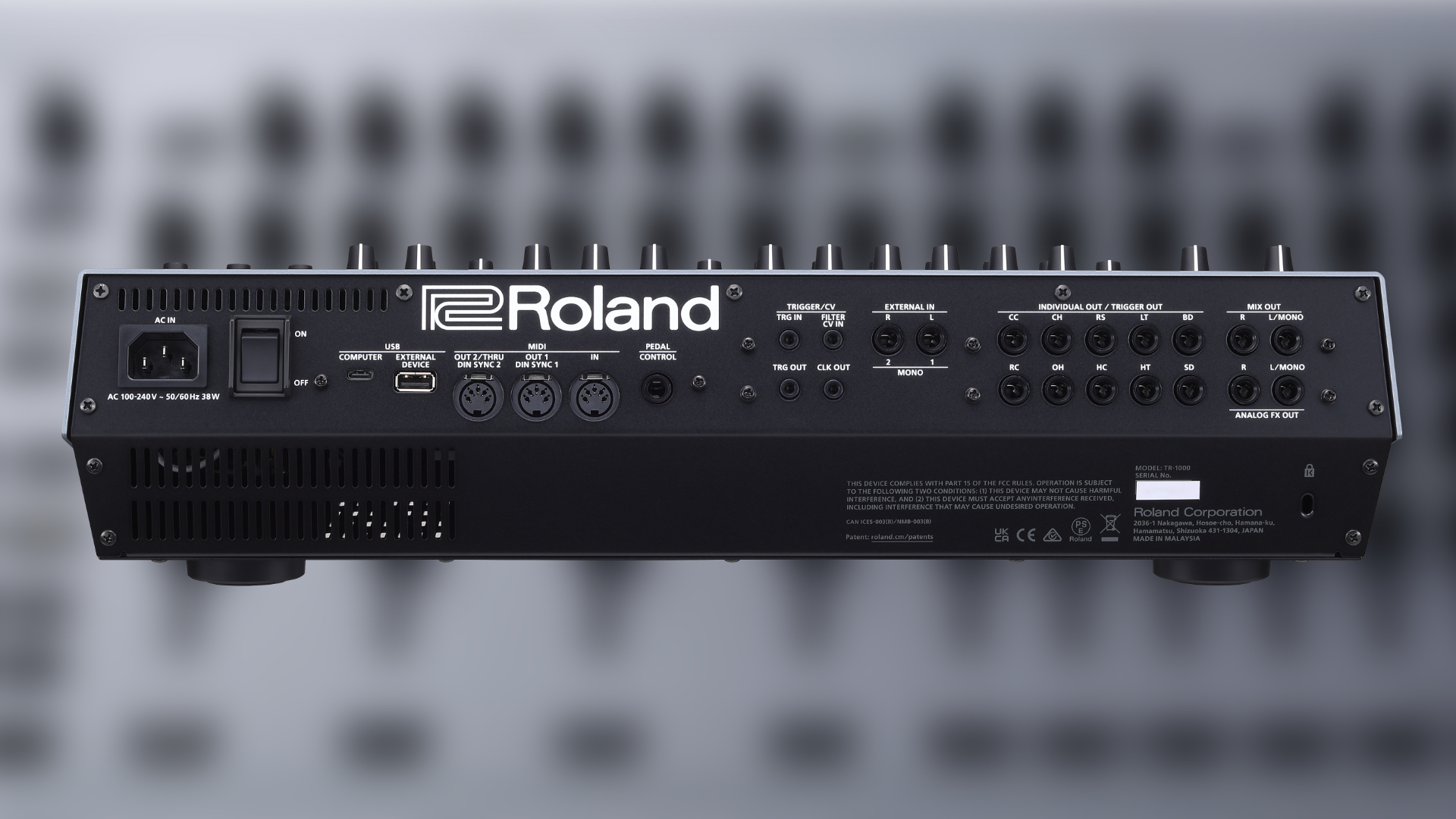Roland TR-1000 backside