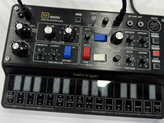 Behringer D Mini